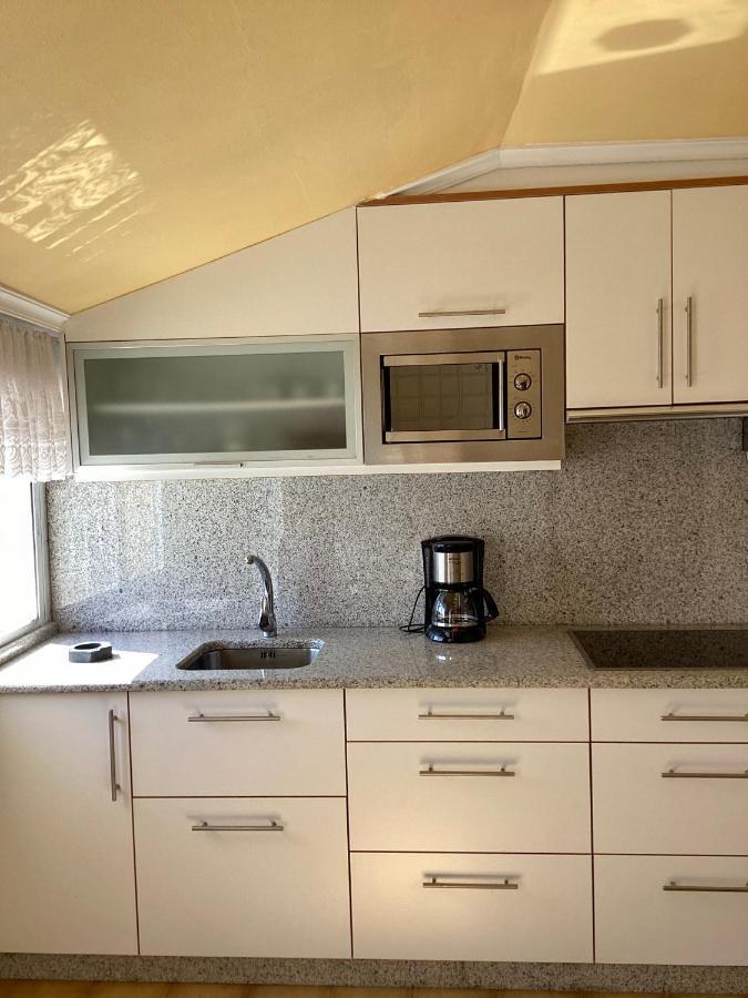 Atico Con Terraza Apartment O Grove Exterior photo