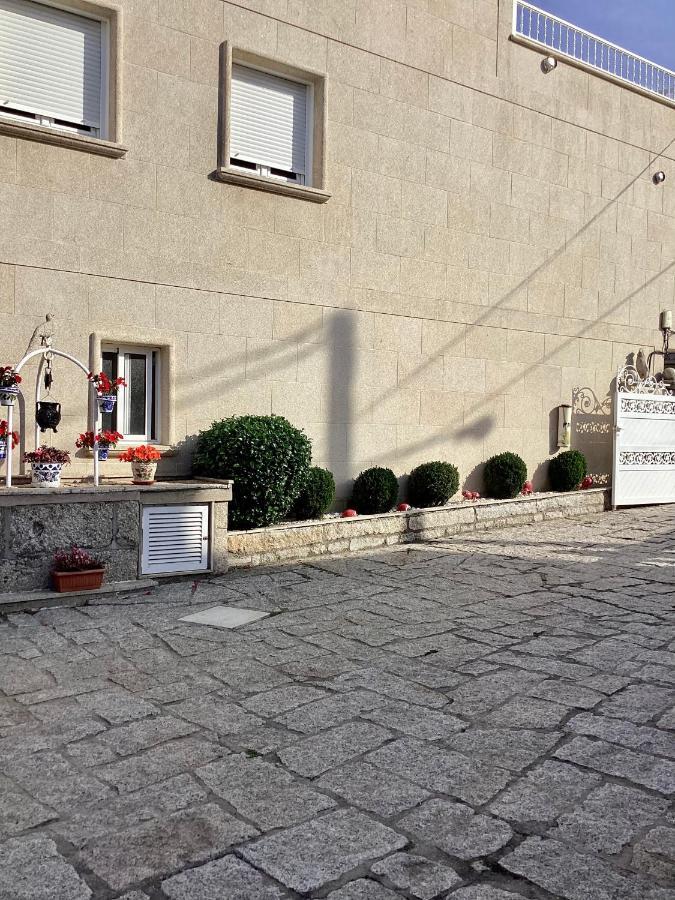 Atico Con Terraza Apartment O Grove Exterior photo